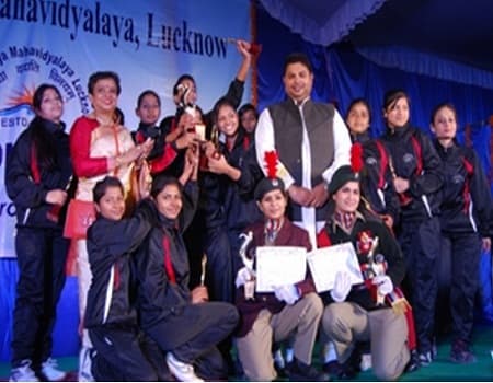 Navyug Kanya Mahavidyalaya Lucknow Academic Building photo 2