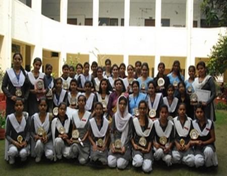 Navyug Kanya Mahavidyalaya Lucknow Academic Building photo 4