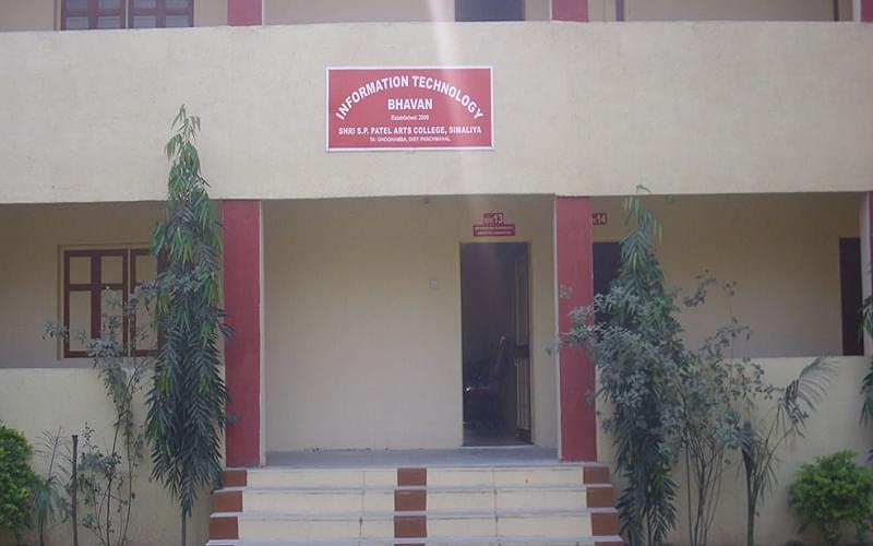 Shri SP Patel Arts College Panchmahal Academic Building photo 1