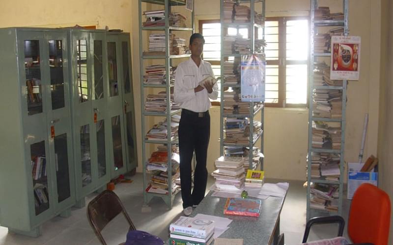 Shri SP Patel Arts College Panchmahal Lab and Library photo 2
