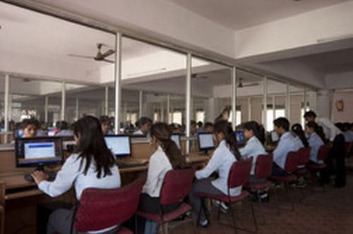 Priyadarshini College of Engineering and Technology Nellore Infrastructure photo 1