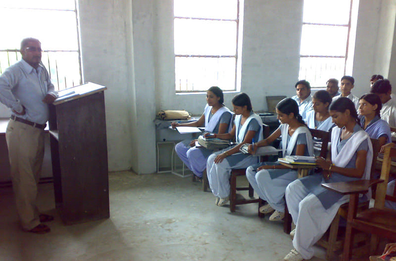 Smt. Ramdulari College Mathura Infrastructure photo 4