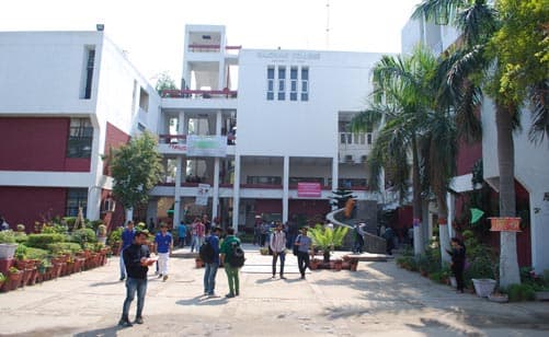 Rajdhani College Campus photo 4