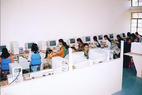 Tararani Vidyapeeth's Kamala College Kolhapur Infrastructure photo 1