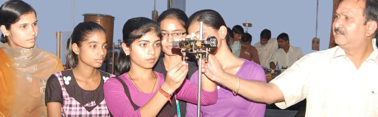 Shri Saraswati Vidyalya Post Graduate College Hapur Campus photo 4