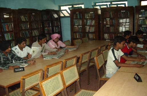 Sikh National College Nawanshahr Campus photo 3