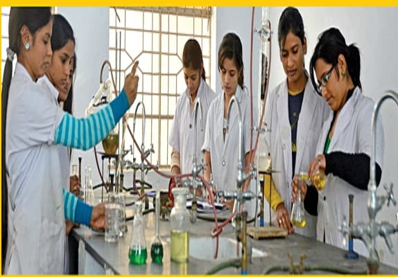Nikalas Mahila Mahavidyalaya Nagpur Labs photo 4