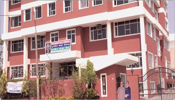 Pracheen Kala Kendra Chandigarh Academic Building photo 3