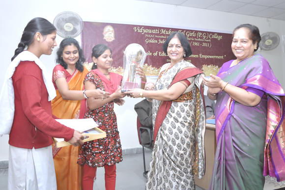 Vidyavati Mukand Lal Girls College Ghaziabad Extra Curriculars photo 8