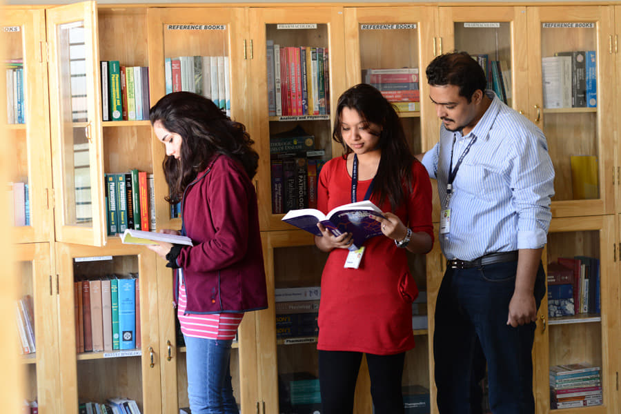 RR College of Pharmacy Bangalore Infrastructure photo 1