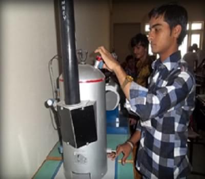 Vidhyadeep Institute of Management and Technology Surat Labs photo 5