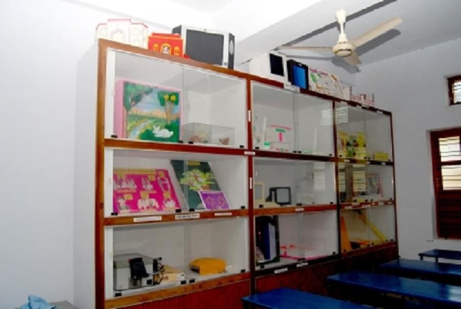 Holy Family College of Education for Women Koduvayur Palakkad College Images photo 7