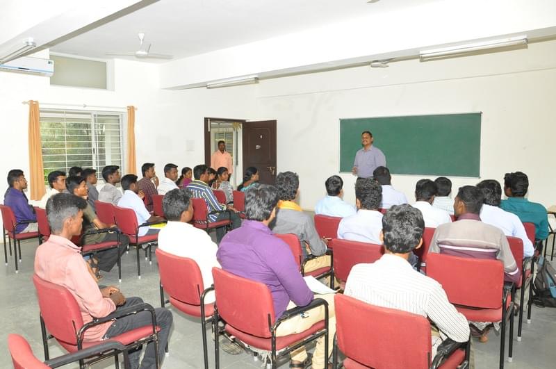 RKKR School of Management Studies Salem Infrastructure photo 3