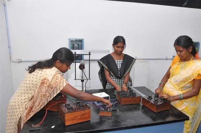 Salem Sowdeswari College facilities photo 4