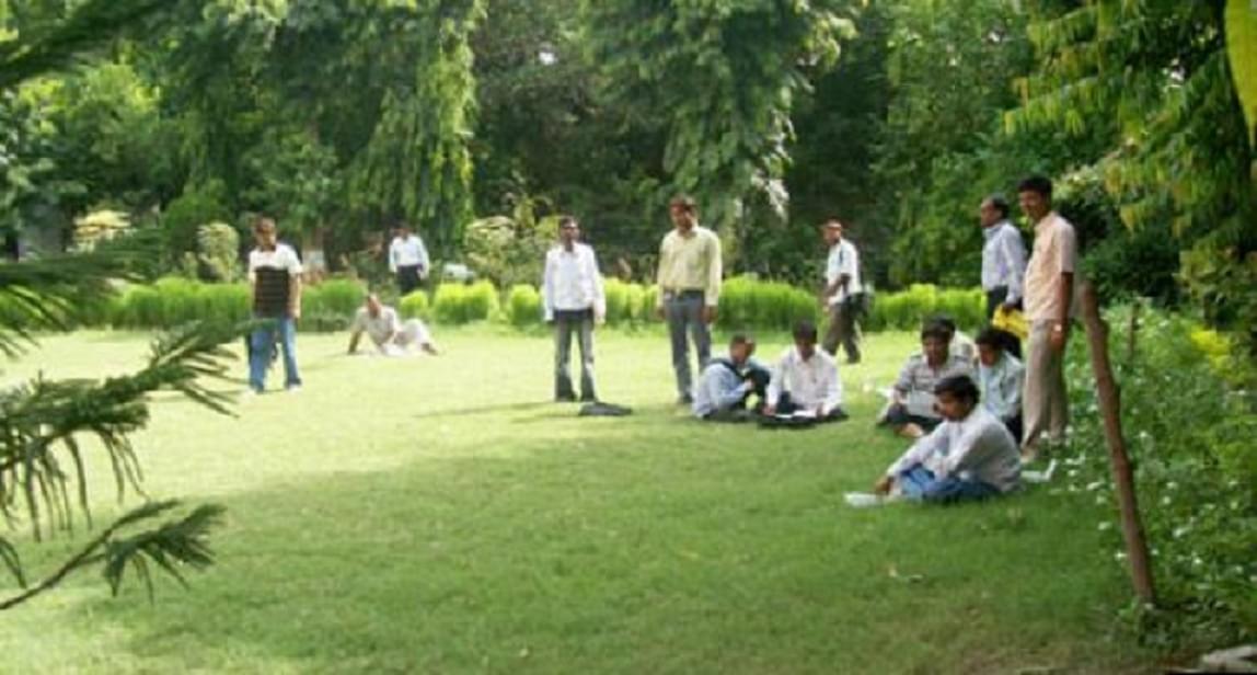 Prof HN Misra College of Education Kanpur College Images photo 2