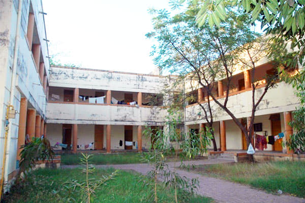 Sir KP College of Commerce Surat Campus photo 3