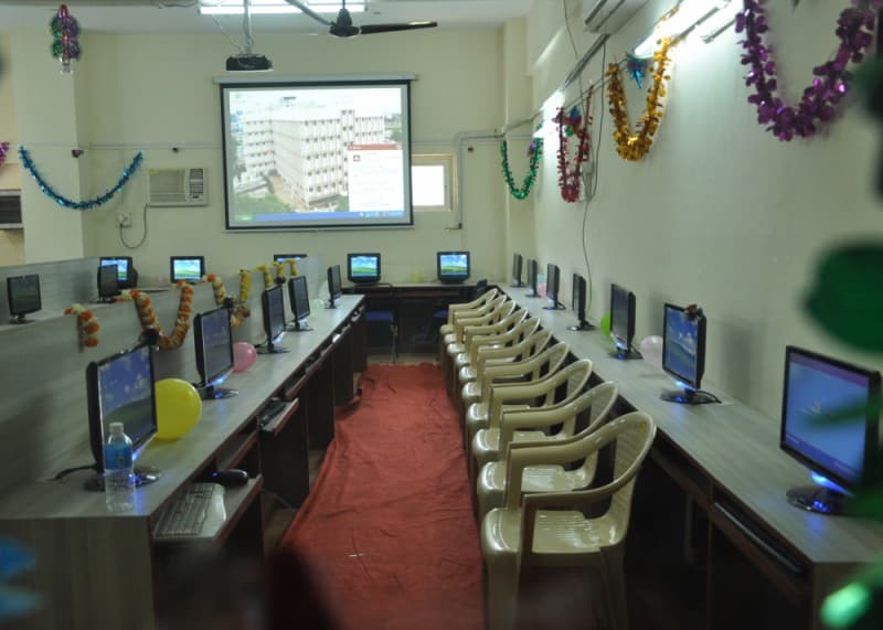 Smt Kamaladevi Gauridutt Mittal College of Arts and Commerce Mumbai Infrastructure photo 3