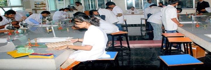 Shree HN Shukla Institute of Pharmaceutical Education and Research Rajkot Facility photo 1