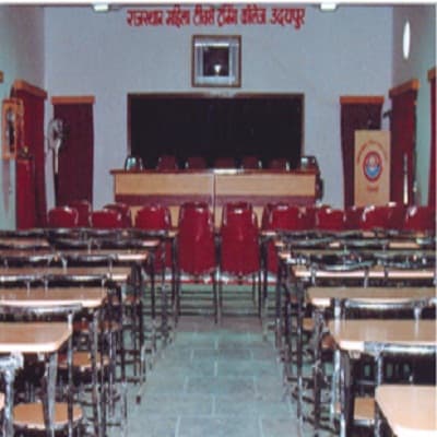 Rajasthan Mahila Teacher's Training College Udaipur Auditorium photo 1