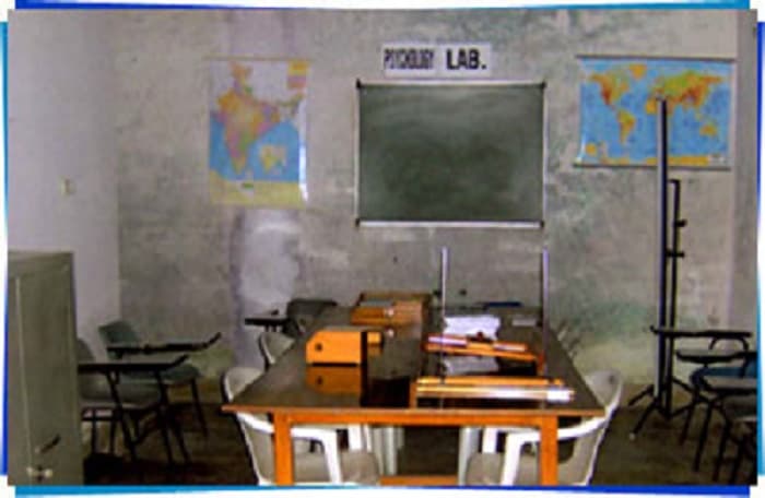 Rani Laxmi Bai Mahila Degree College Meerut College Images photo 5