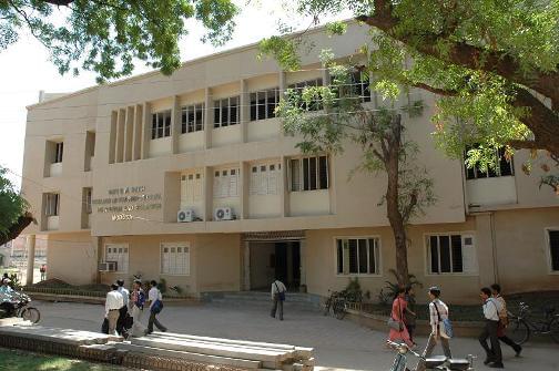 Shri BM Shah College of Pharmaceutical Education and Research Sabarkantha Campus photo 4