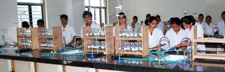 Smt NilaBen ManuBhai Padalia Pharmacy College Ahmedabad Facility photo 1