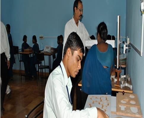 Sabari College of Education Pondicherry Labs photo 2