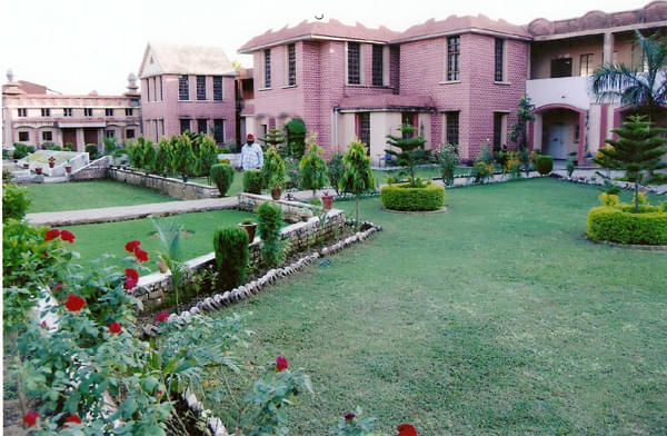 Shri Guru Gangdev College of Education Kathua Campus photo 2