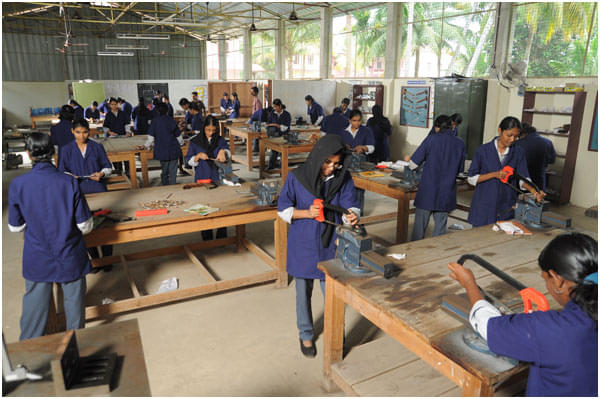 Sree Narayana Guru Memorial Teacher Training Institute Alappuzha Facility photo 1