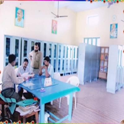 Smt Genda devi Mahavidyalaya Etah Labs and library photo 1