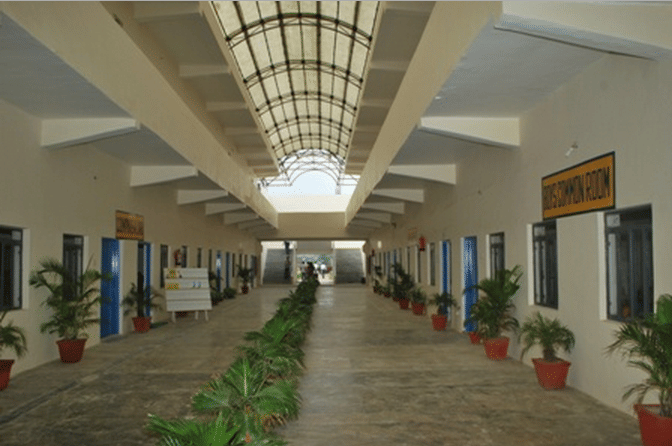 Jhunjhunwala Business School Ayodhya Campus photo 3