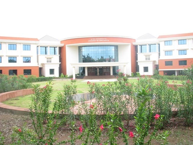 Vidya Pratishthan's Adhyapak Vidyalaya Pune Academic Building photo 1