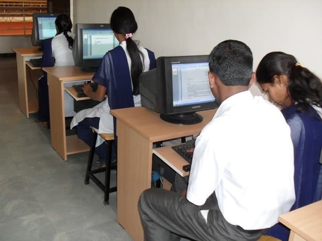 Vidya Pratishthan's Adhyapak Vidyalaya Pune Labs photo 3