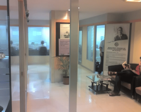 Institute of Finance Banking and Insurance Mumbai Campus photo 3