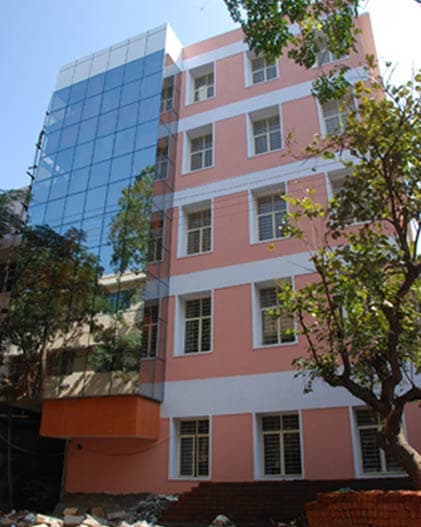 Kairalee Nikethan Golden Jubilee Degree College Bangalore Transport photo 1