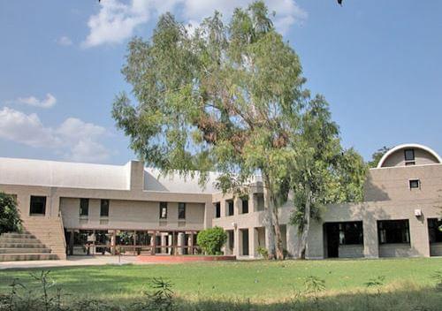 Mahatma Gandhi Labour Institute Ahmedabad Buildings photo 3