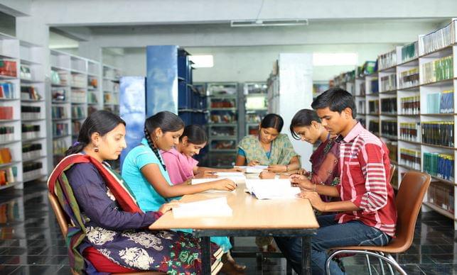 KLR Pharmacy College Khammam Facility photo 2