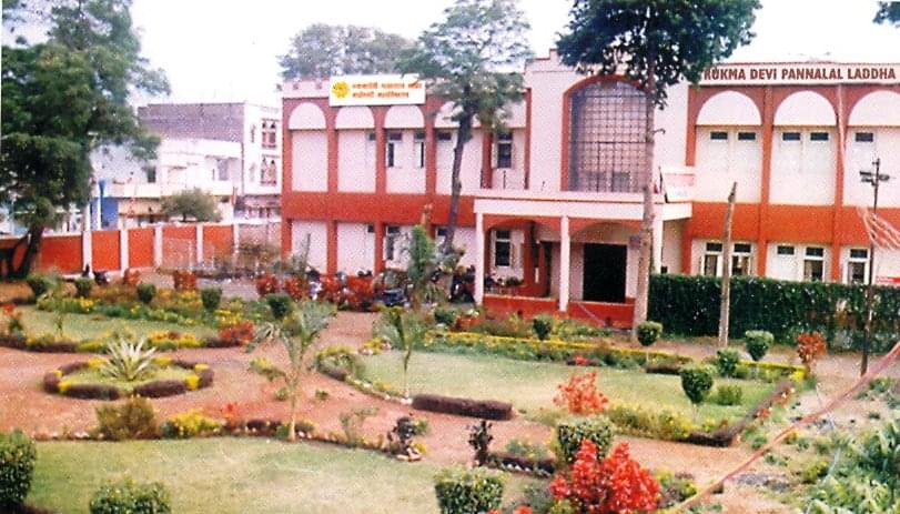 Rukmadevi Pannalal Laddha Maheshwari College Indore Computer Labs photo 1