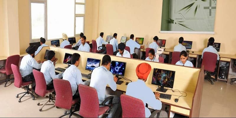 MK School of Engineering and Technology Amritsar Labs photo 1