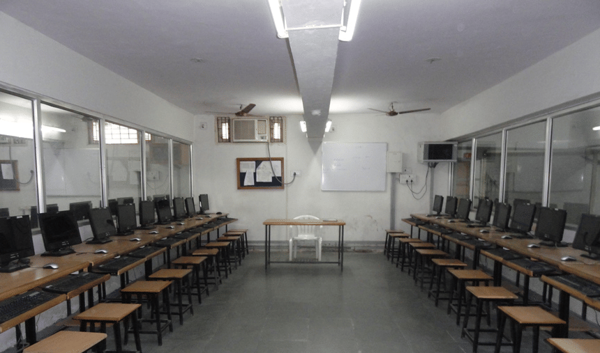 Parul Institute of Pharmacy and Research Vadodara Infrastructure photo 4