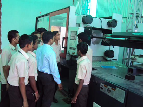 Central Institute of Plastics Engineering and Technology MCTI Campus Bhubaneswar Facility photo 6