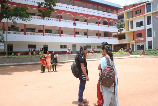 Sree Siddaganga College of Arts, Science and Commerce for Women Tumkur Buildings photo 2