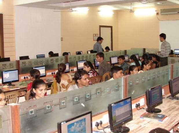 Shri Shambhubhai V Patel College of Computer Science and Business Management Surat Campus photo 2