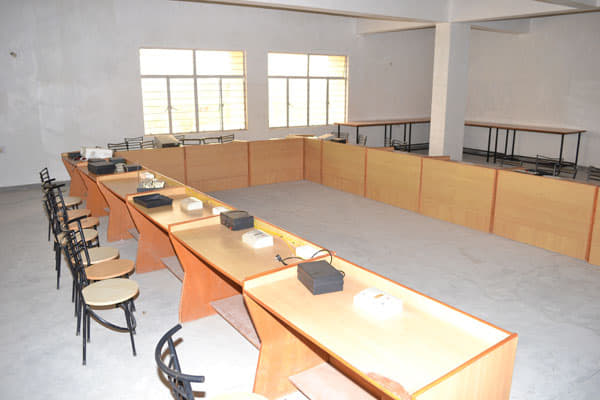 Vidya Bhavan College of Pharmacy Kanpur laboratory and Library photo 13