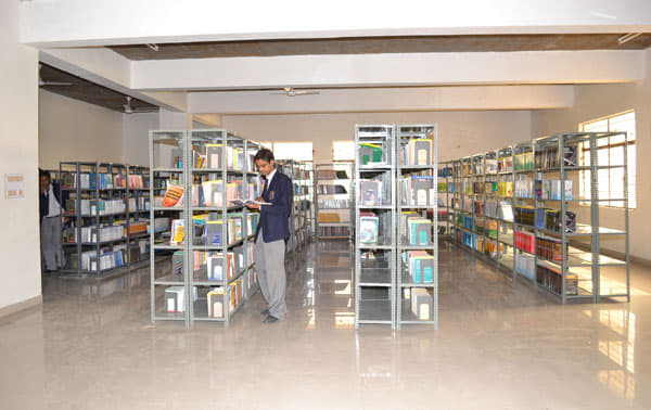 Vidya Bhavan College of Pharmacy Kanpur laboratory and Library photo 16