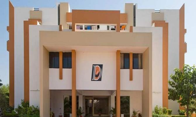 Faculty of Technology, Dharmsinh Desai University Nadiad Academic Building photo 3