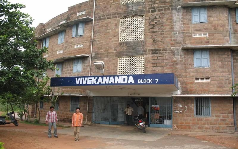 Andhra University, College of Engineering Visakhapatnam Academic Building photo 2