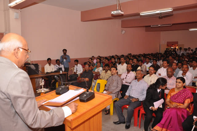 Sangameshwar College Solapur Campus photo 6