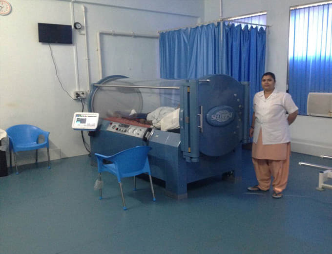 Grant Medical College Laboratory photo 5