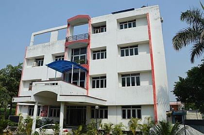 Shri Ram College Of Law Muzaffarnagar College Images photo 1